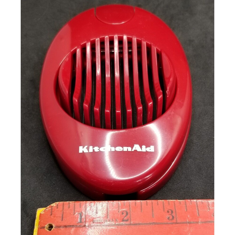 KitchenAid Classic Red Egg Slicer - Picture 5 of 6